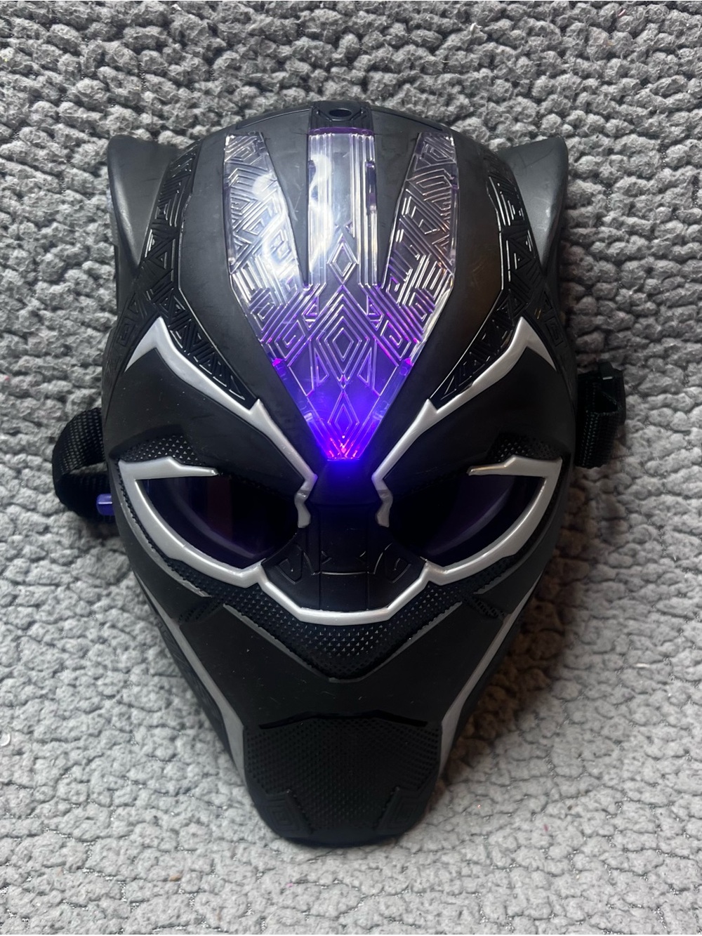 Marvel Black Panther Vibranium Power FX Mask Black And Purple With Lights